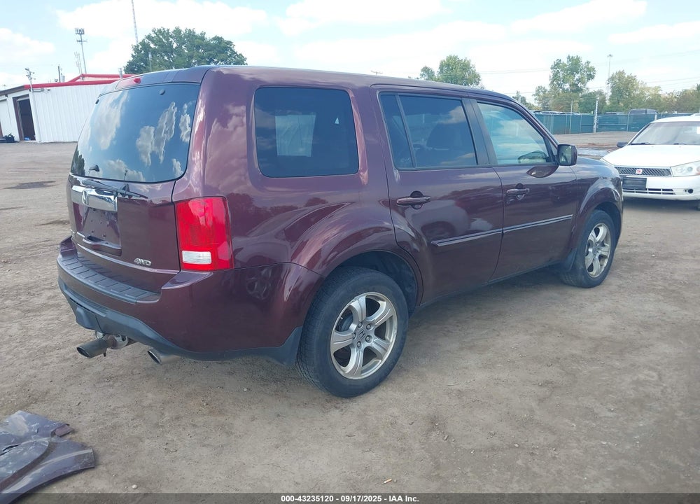 2015 HONDA PILOT VIN: 5FNYF4H40FB055252