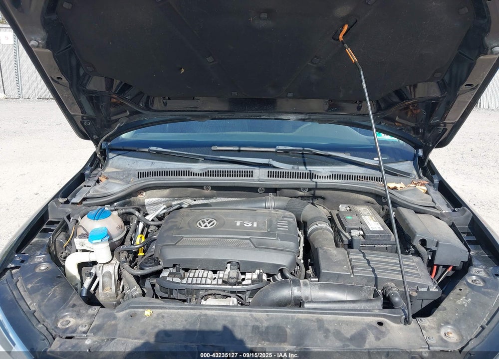 2014 VOLKSWAGEN JETTA VIN: 3VWD17AJ5EM409420