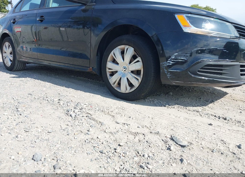 2014 VOLKSWAGEN JETTA VIN: 3VWD17AJ5EM409420