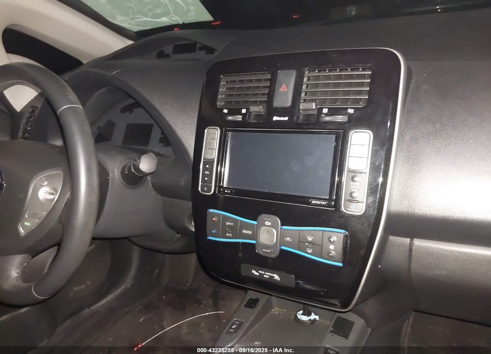 2014 NISSAN LEAF SV VIN: 1N4AZ0CP2EC331306