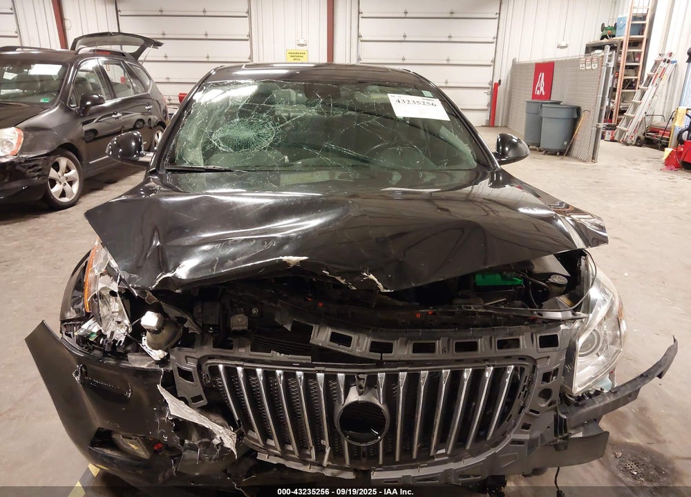 2011 BUICK REGAL VIN: W04G05GV2B1112867