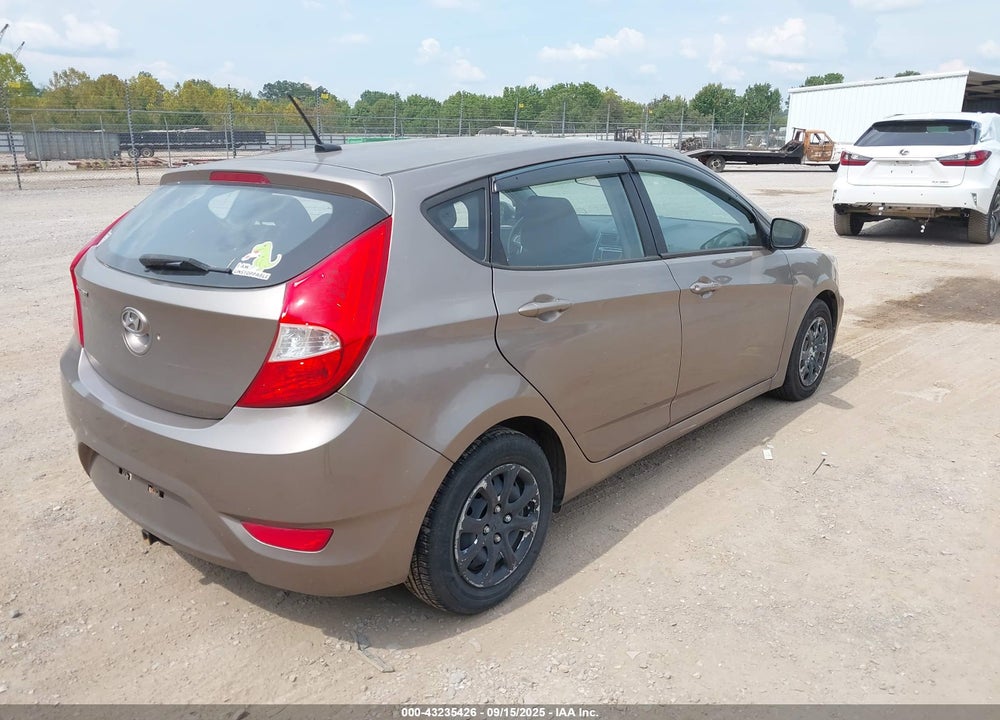 2014 HYUNDAI ACCENT VIN: KMHCT5AE2EU142549