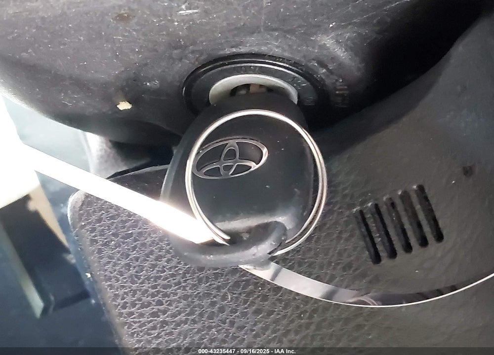 2016 TOYOTA COROLLA LE PLUS VIN: 5YFBURHE2GP376362