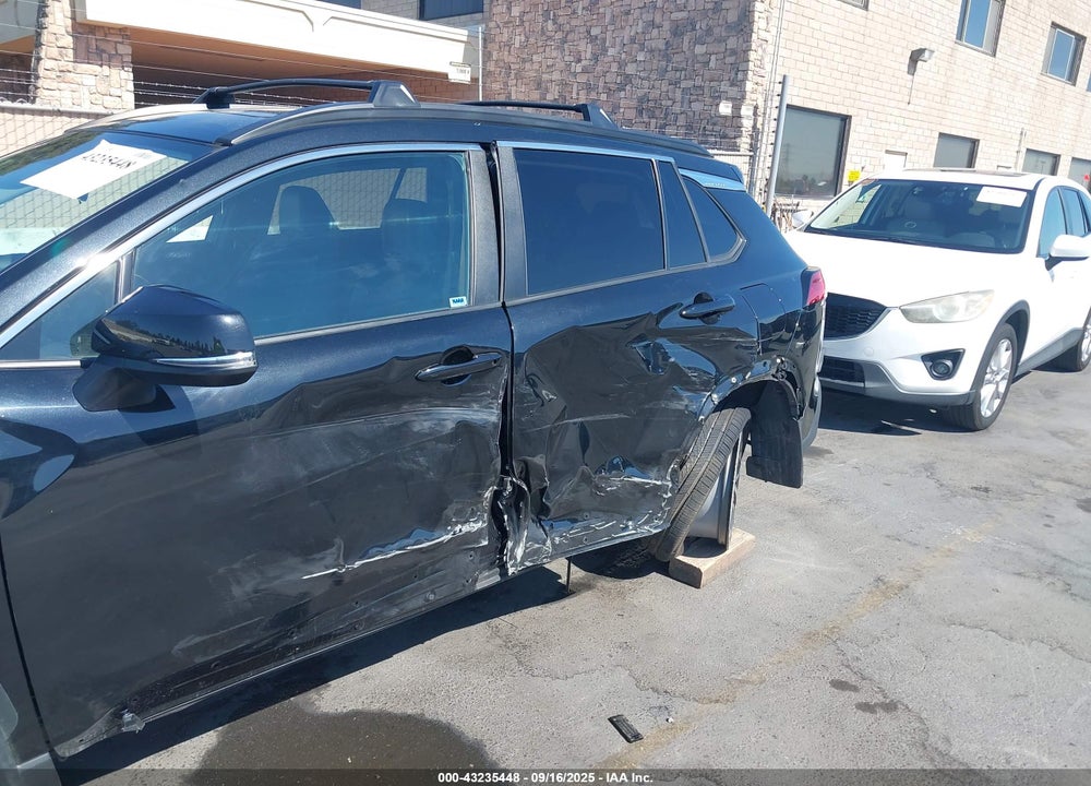 2024 TOYOTA COROLLA CROSS XLE VIN: 7MUDAAAG8RV075061