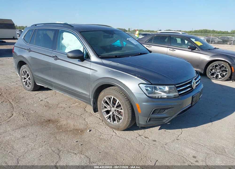 2019 VOLKSWAGEN TIGUAN 2.0T SE/2.0T SEL/2.0T SEL R-LINE/2.0T SEL R-LINE BLACK VIN: 3VV2B7AX0KM067044