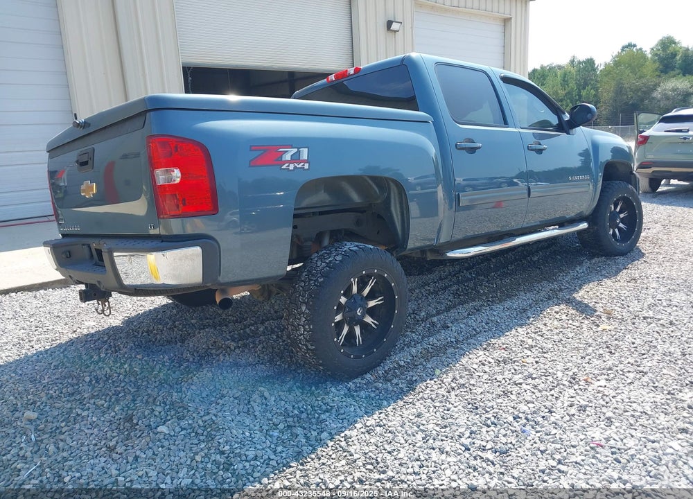 2011 CHEVROLET SILVERADO 1500 LT VIN: 3GCPKSE30BG343767