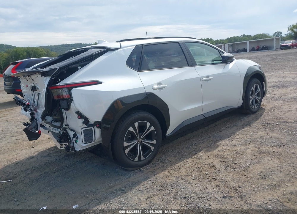2025 TOYOTA BZ4X VIN: JTMAAAAA4SA072203