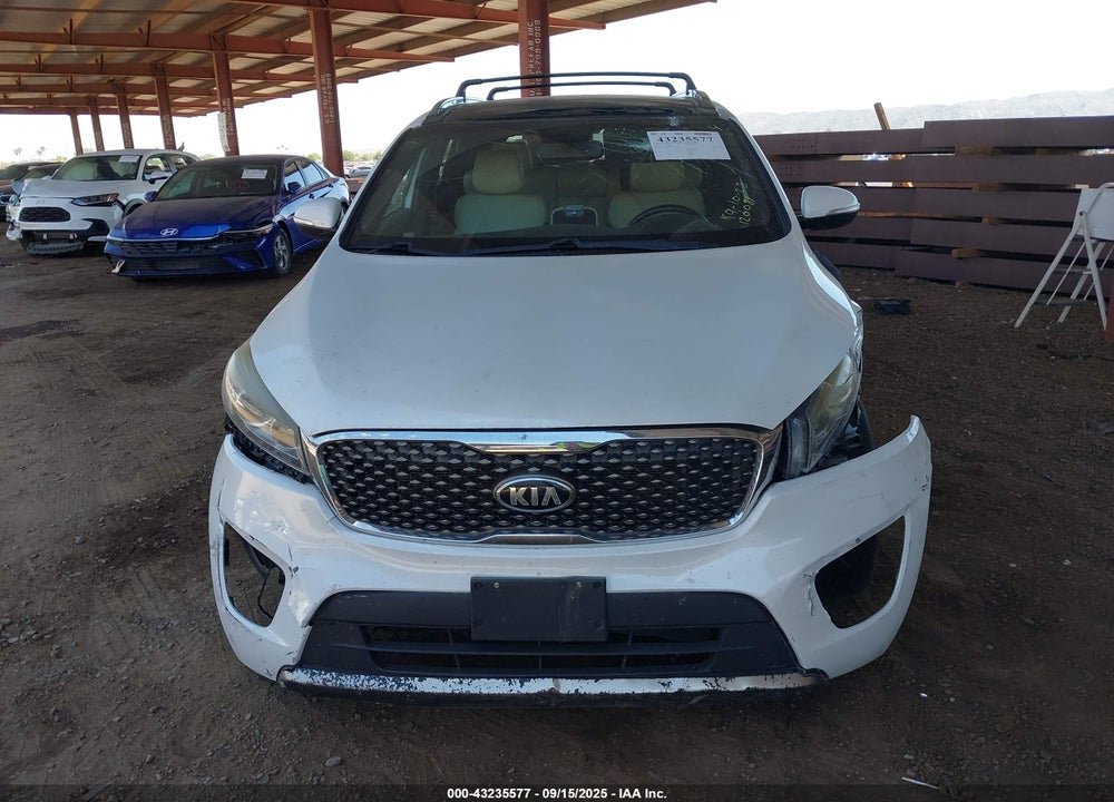 2016 KIA SORENTO VIN: 5XYPKDA51GG120081