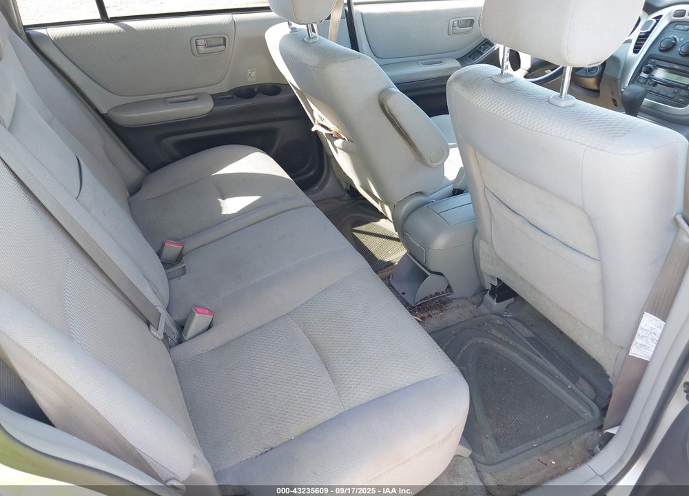 2005 TOYOTA HIGHLANDER VIN: JTEGD21A250111271