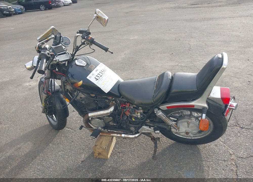 1985 HONDA VT700 C VIN: JH2RC1903FM106992