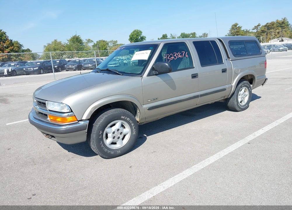 2001 CHEVROLET S-10 LS VIN: 1GCDT13W21K254779