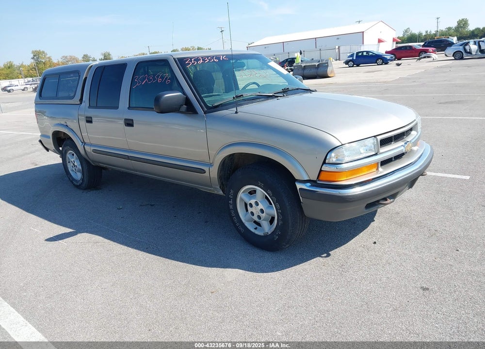 2001 CHEVROLET S-10 LS VIN: 1GCDT13W21K254779