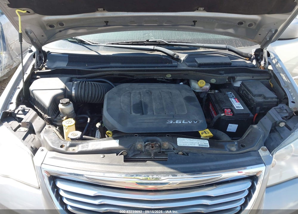 2013 CHRYSLER TOWN & COUNTRY TOURING VIN: 2C4RC1BG3DR665002