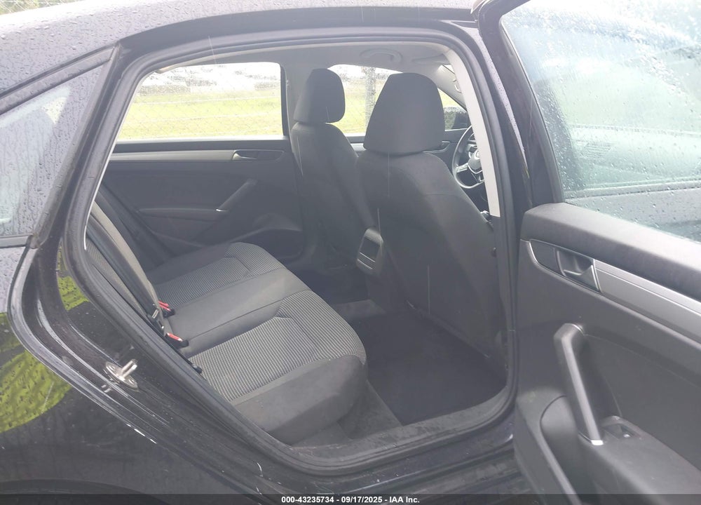 2018 VOLKSWAGEN PASSAT 2.0T R-LINE/2.0T S VIN: 1VWAA7A36JC038753