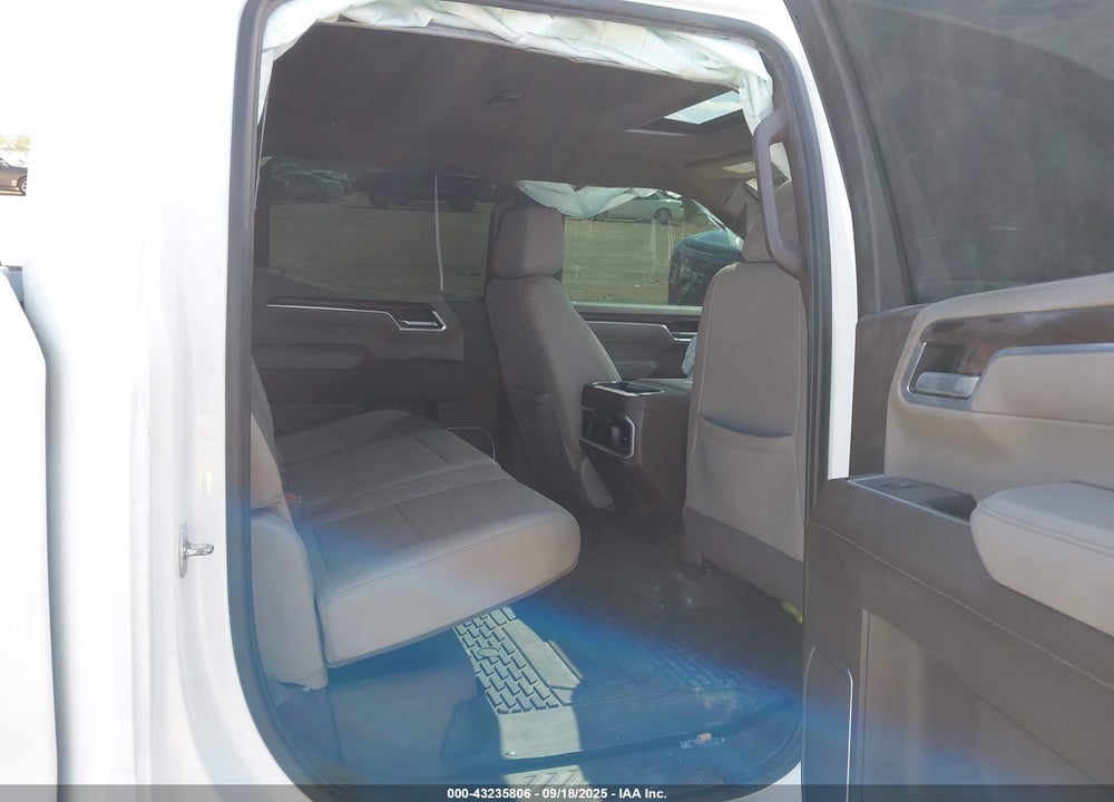 2022 GMC SIERRA 1500 4WD SHORT BOX SLT VIN: 3GTUUDED9NG502016
