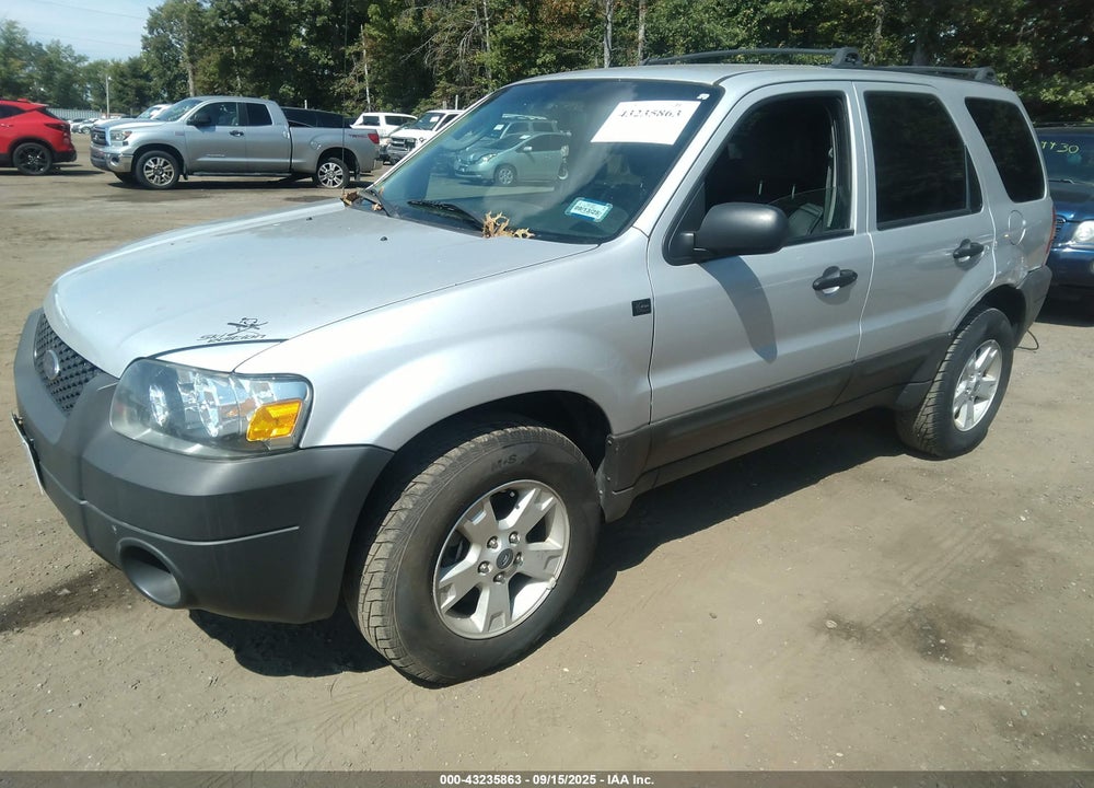 2005 FORD ESCAPE XLT VIN: 1FMYU93115KE30921