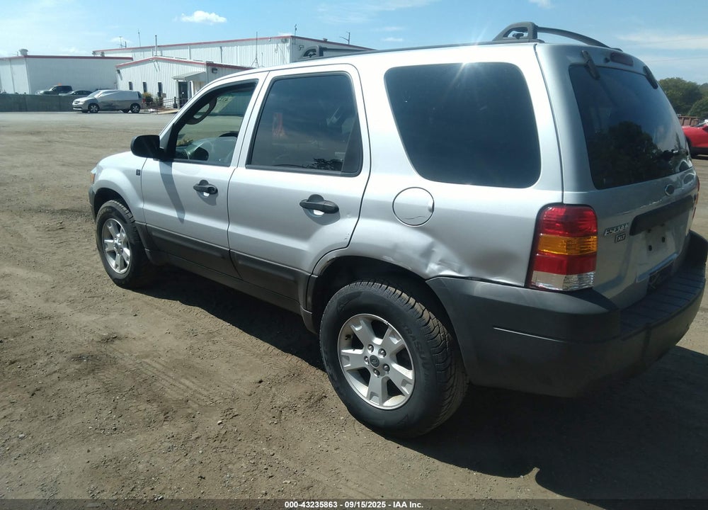 2005 FORD ESCAPE XLT VIN: 1FMYU93115KE30921