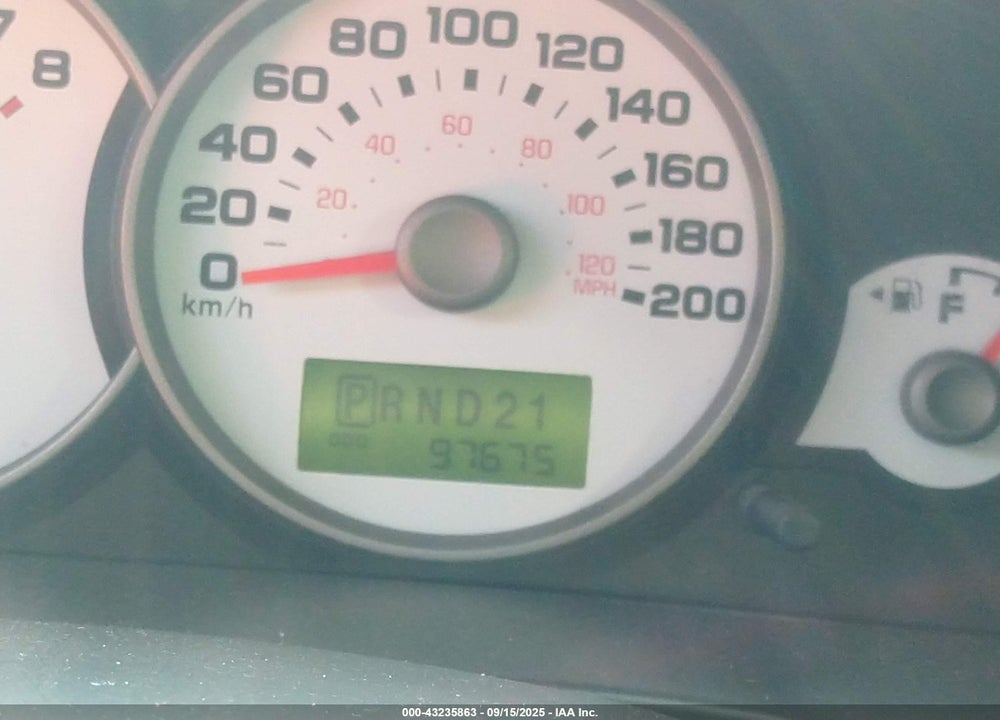 2005 FORD ESCAPE XLT VIN: 1FMYU93115KE30921