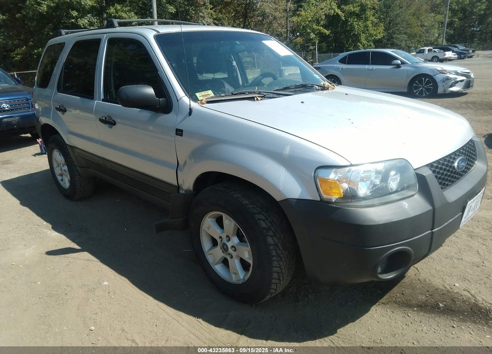 2005 FORD ESCAPE XLT VIN: 1FMYU93115KE30921
