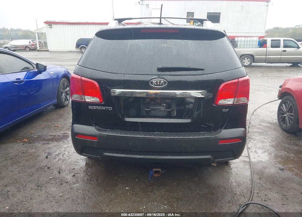 2012 KIA SORENTO VIN: 5XYKU4A63CG256977