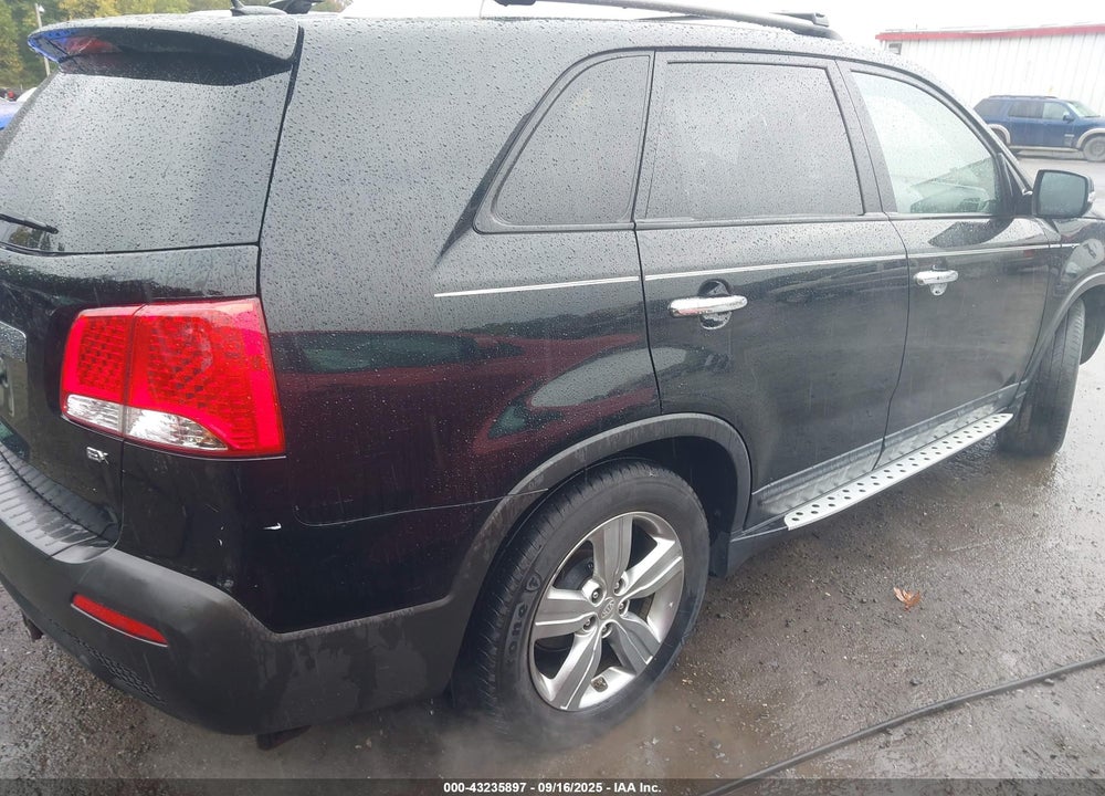 2012 KIA SORENTO VIN: 5XYKU4A63CG256977