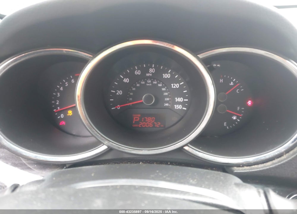 2012 KIA SORENTO VIN: 5XYKU4A63CG256977