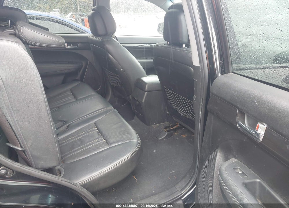 2012 KIA SORENTO VIN: 5XYKU4A63CG256977