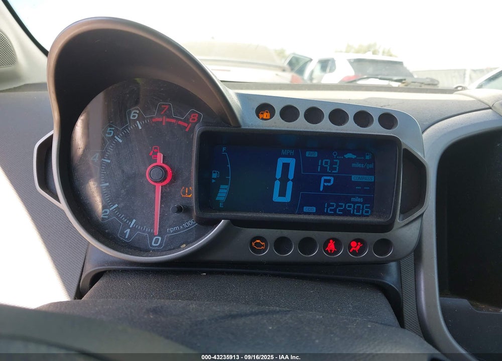 2016 CHEVROLET SONIC VIN: 1G1JC5SG7G4160617