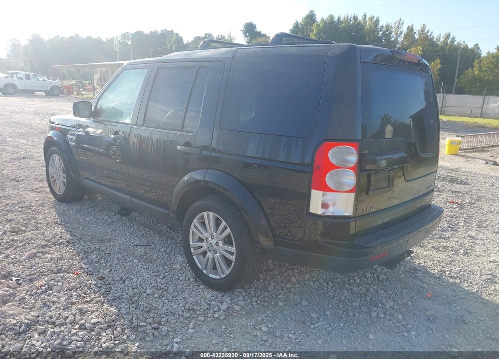 2011 LAND ROVER LR4 VIN: SALAK2D42BA587704