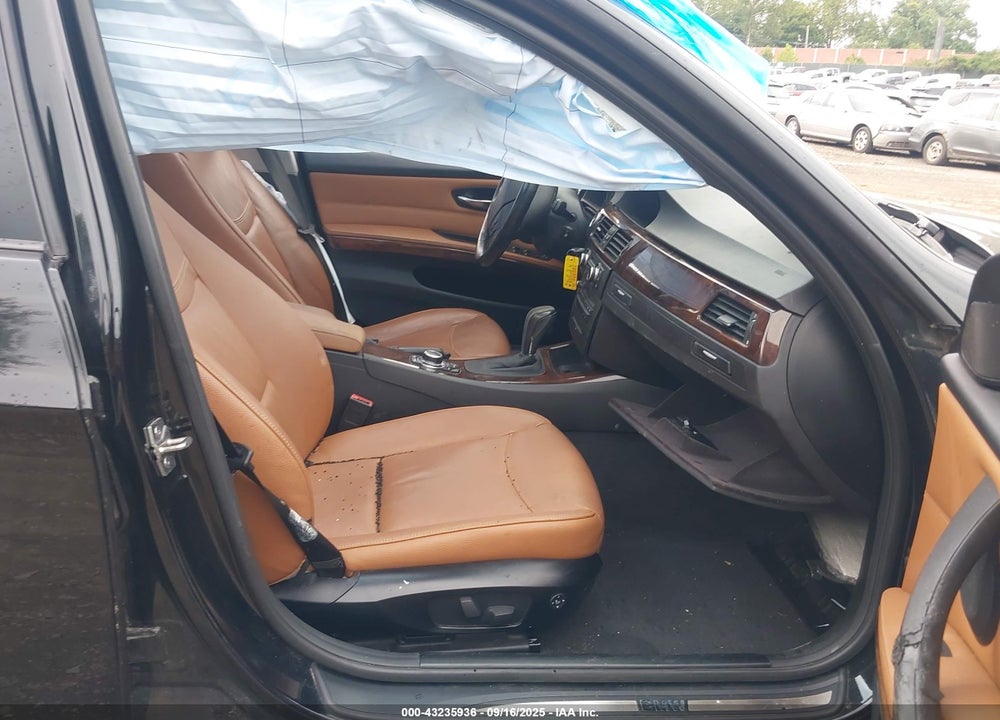 2011 BMW 3 SERIES VIN: WBAPK5G52BNN81088