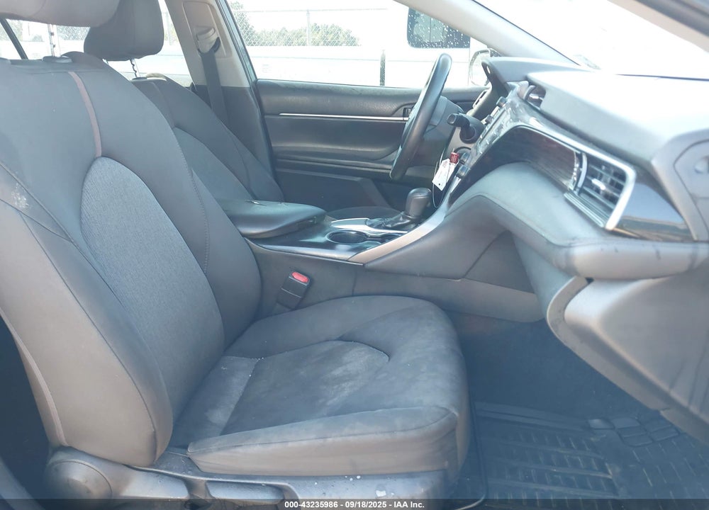 2019 TOYOTA CAMRY VIN: 4T1B11HK0KU753889