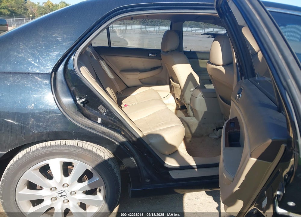 2007 HONDA ACCORD 3.0 EX VIN: 1HGCM66547A006560