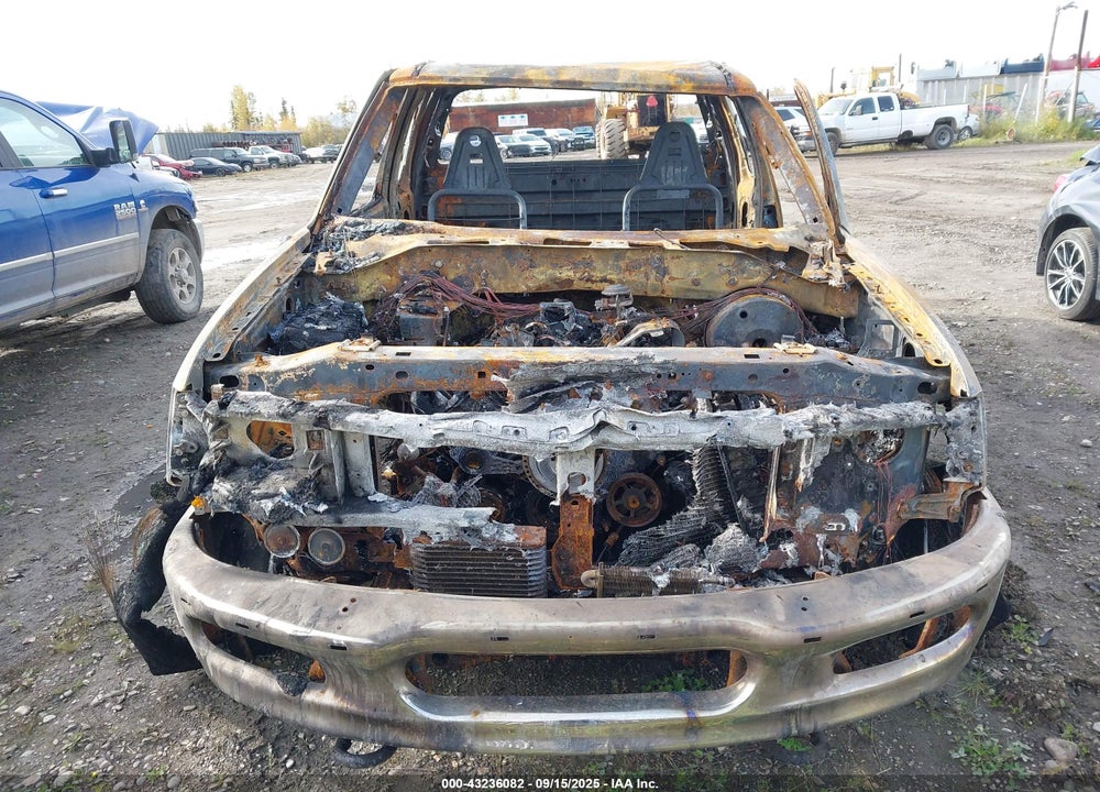 2000 FORD F-150 LARIAT/WORK SERIES/XL/XLT VIN: 2FTRX18L7YCA37493