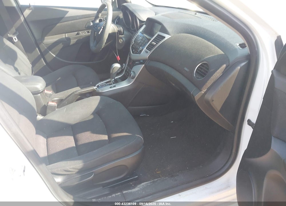 2016 CHEVROLET CRUZE LIMITED 1LT AUTO VIN: 1G1PE5SB8G7138519