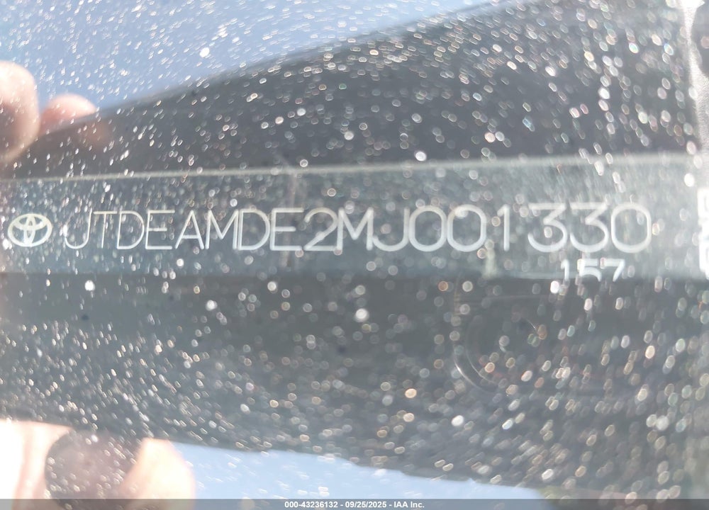 2021 TOYOTA COROLLA HYBRID LE VIN: JTDEAMDE2MJ001330