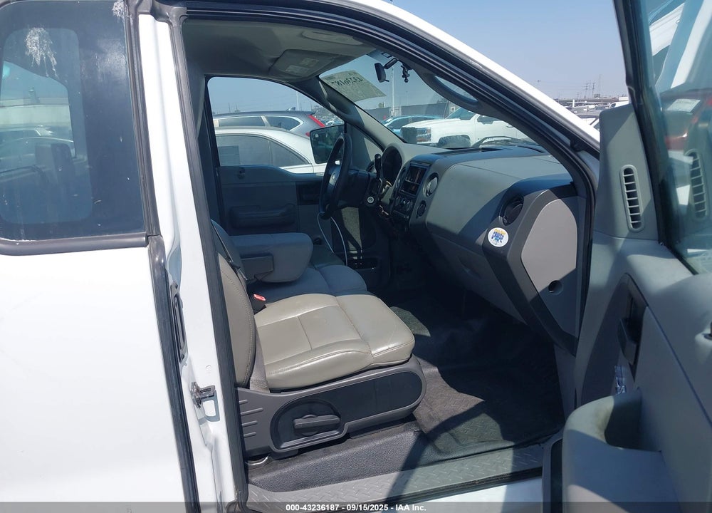 2005 FORD F-150 STX/XL/XLT VIN: 1FTRF12W25NB13858