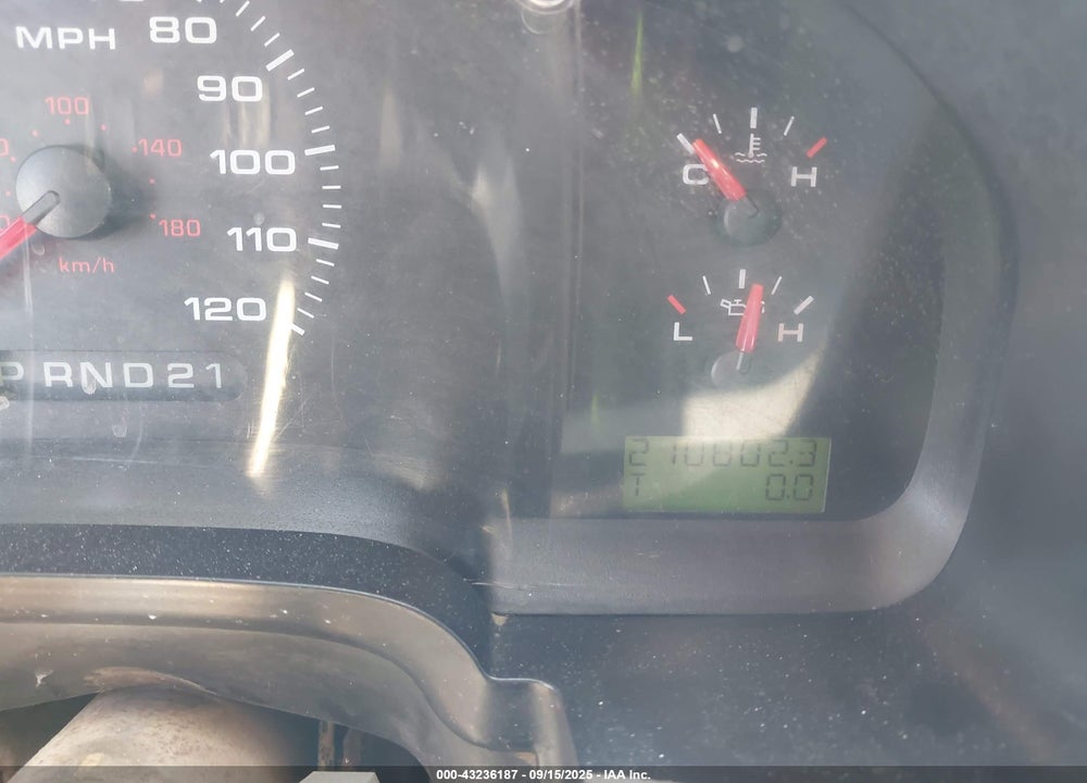 2005 FORD F-150 STX/XL/XLT VIN: 1FTRF12W25NB13858
