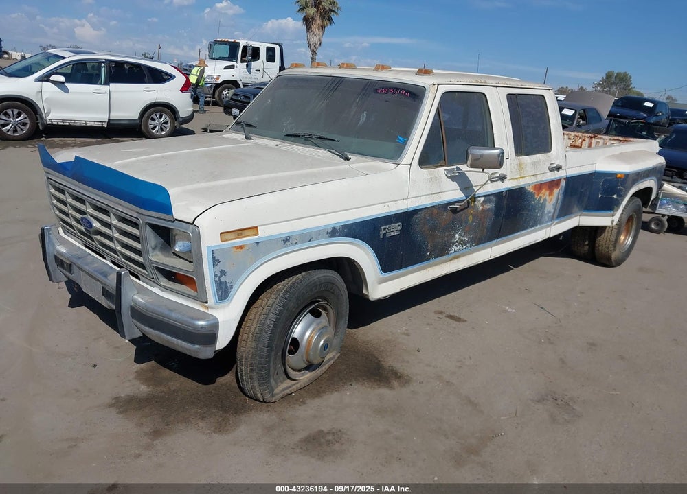 1986 FORD F350 VIN: 2FTJW35L0GCA11655