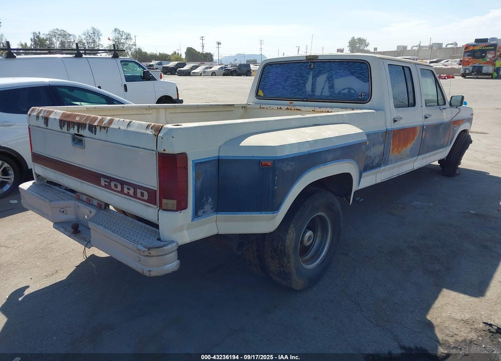 1986 FORD F350 VIN: 2FTJW35L0GCA11655