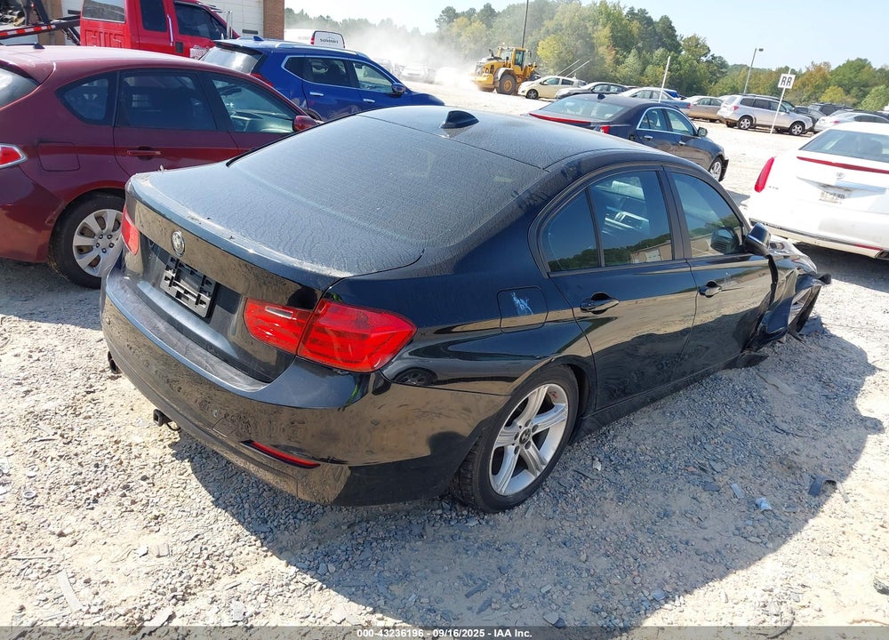 2013 BMW 3 SERIES VIN: WBA3C1G51DNR48568