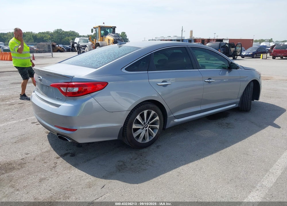 2016 HYUNDAI SONATA VIN: 5NPE34AF7GH305810