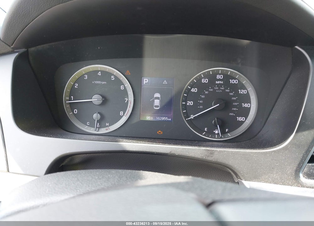 2016 HYUNDAI SONATA VIN: 5NPE34AF7GH305810