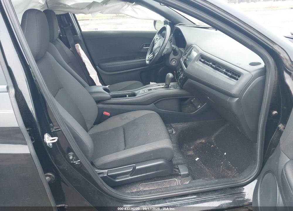 2019 HONDA HR-V VIN: 3CZRU6H19KM743603