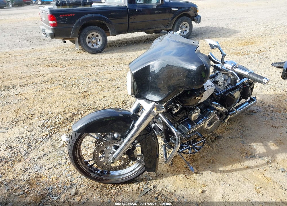 2009 HARLEY-DAVIDSON FLHX VIN: 1HD1KB4179Y628986