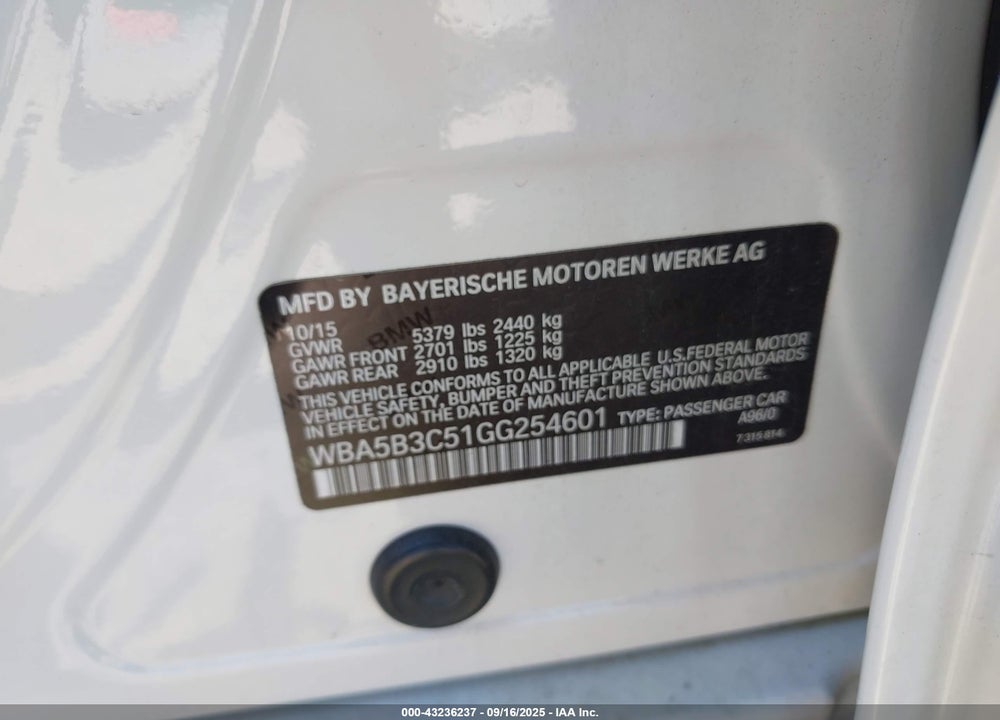 2016 BMW 5 SERIES VIN: WBA5B3C51GG254601