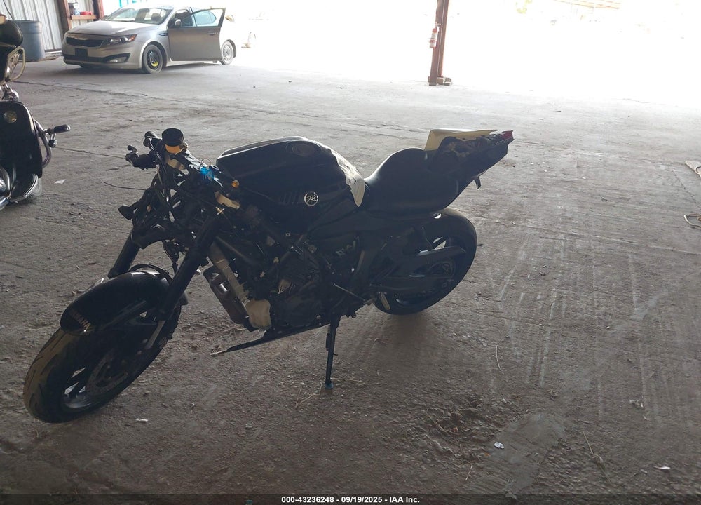 2022 YAMAHA YZFR7 VIN: JYARM38E6NA001308