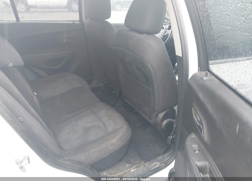 2015 CHEVROLET TRAX LT VIN: 3GNCJLSB4FL189815