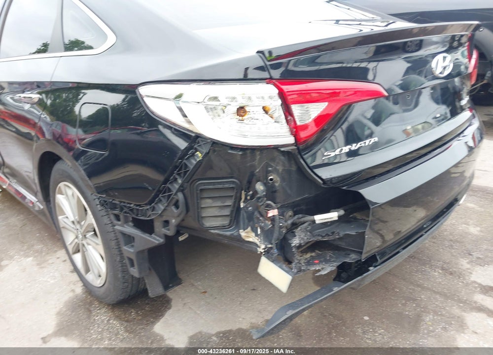 2017 HYUNDAI SONATA LIMITED VIN: 5NPE34AFXHH568424