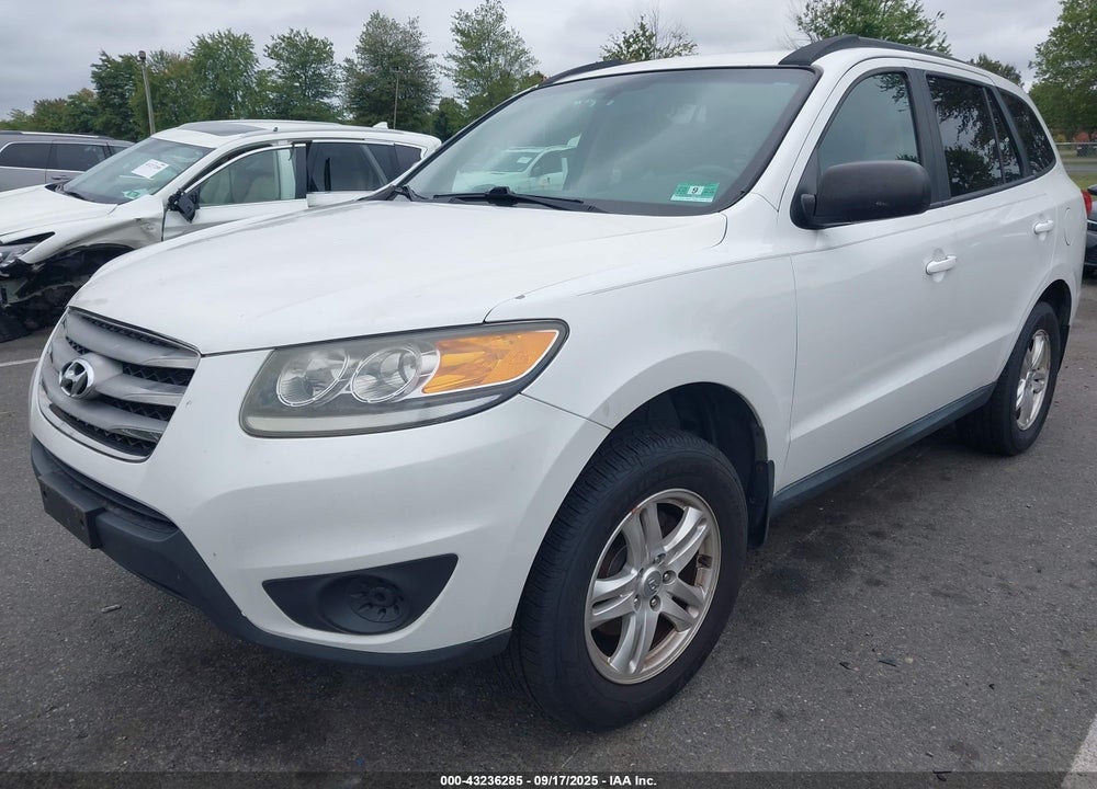 2012 HYUNDAI SANTA FE VIN: 5XYZGDAB1CG155889