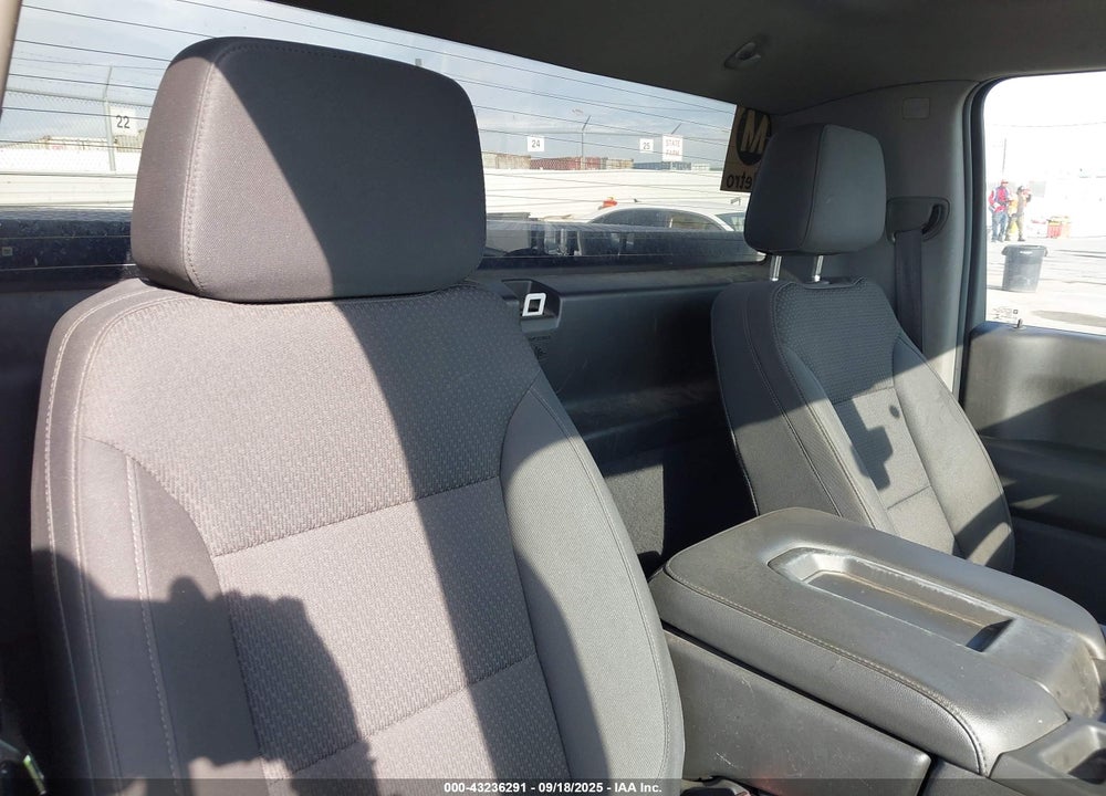 2020 CHEVROLET SILVERADO 1500 VIN: 3GCNWAEH6LG121527